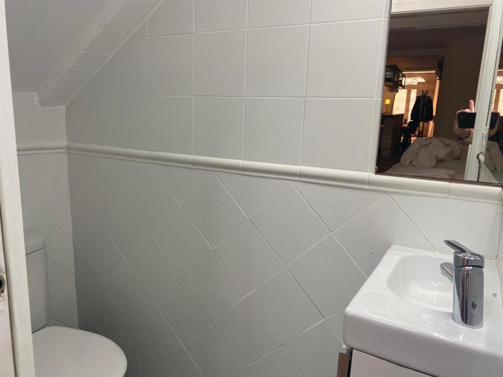 Bed and Breakfast Sitgesnextdoor Екстер'єр фото